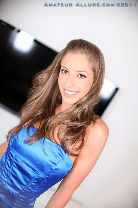 После дикого грубого секса и орального траха, девочка-подросток Presley Hart получает хорошую порцию сперму