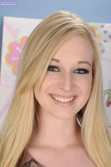 Если тебе нравятся милашки в нижнем белье, то Stacie Jaxxx одна из них