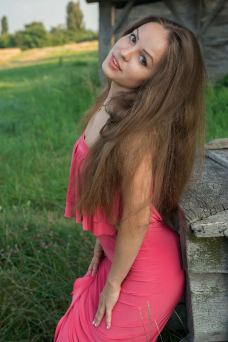 Met-Art представляет модель Arina G