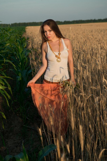 Triquerta by Alex Iskan. В кадре: Arina G. MetArt. Галерея 1.19.04.2014